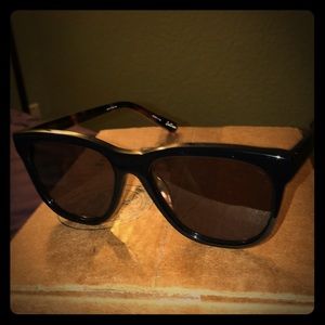 Elizabeth and James sunglasses